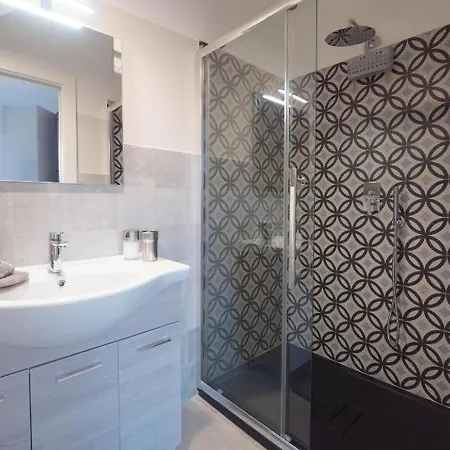 Lejlighed 150m Dal Mare, Ampio Trilocale Con 2 Bagni E Ac *